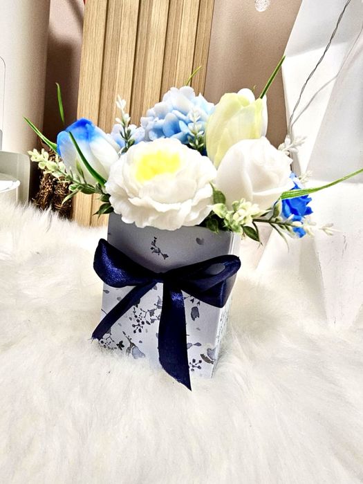 Букет от ароматни сапунени цветя