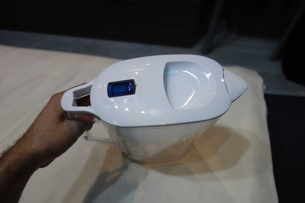 Продавам кана за пречистване на вода Brita Aluna