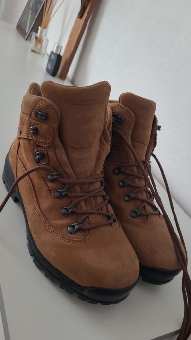 Ghete  piele naturala