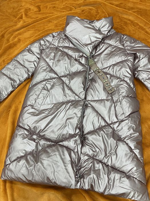 Продам зимнюю куртку