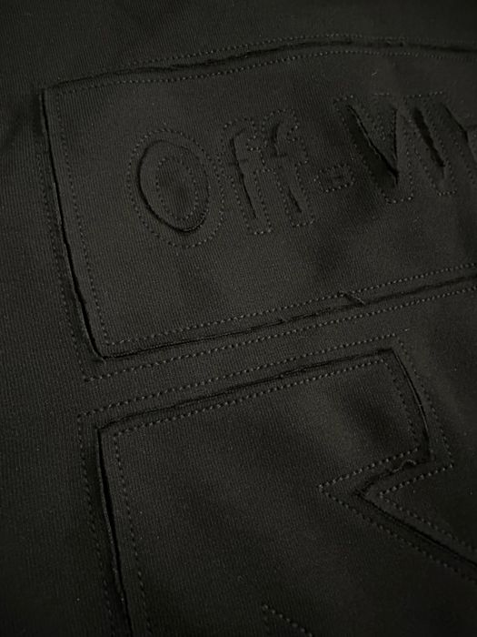 Off white Тениска и къси гащи размер S/M