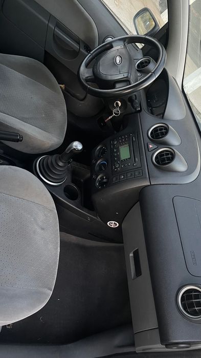 FORD Fiesta 0 — imagine 5