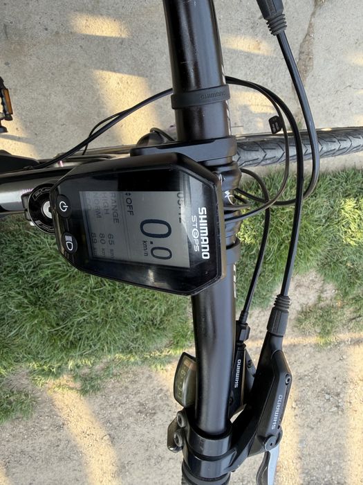 Bicicleta electrica cursiera White full Shimano