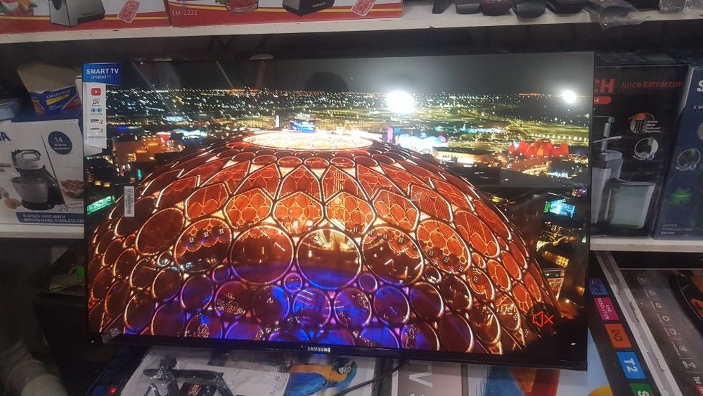 Телевизор САМСУНГ 43 талик