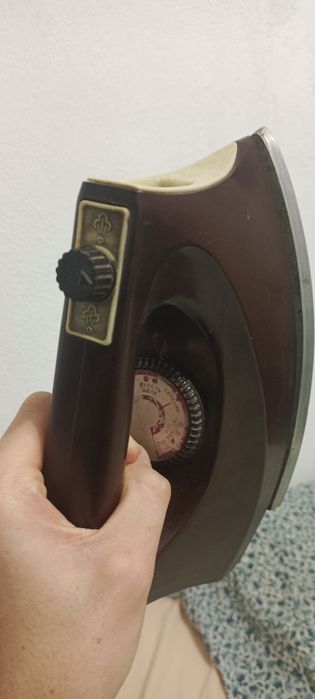 Утюг в рабочем состоянии