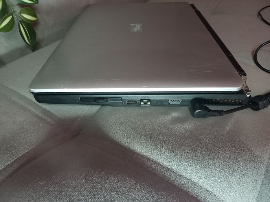 Ноутубк ND Fujitsu