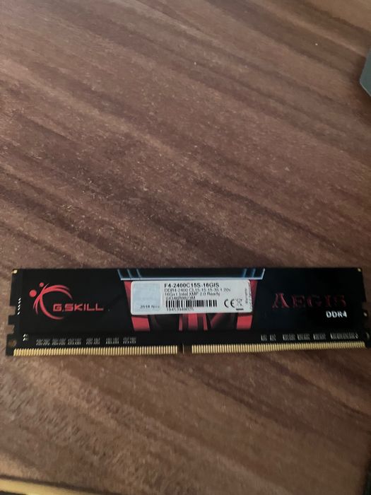 Trimit doar prin posta,cu plata rambus