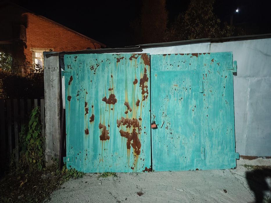 Продам гаражные ворота