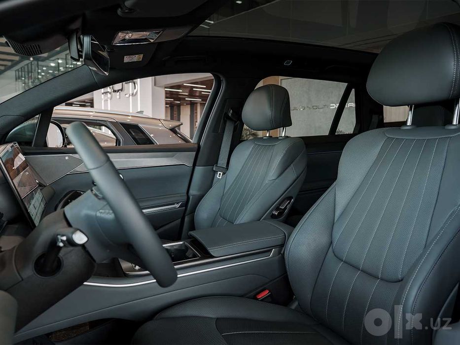 BYD ATTO 8 — 7-местный премиальный гибрид DM-i | Официальный BYD