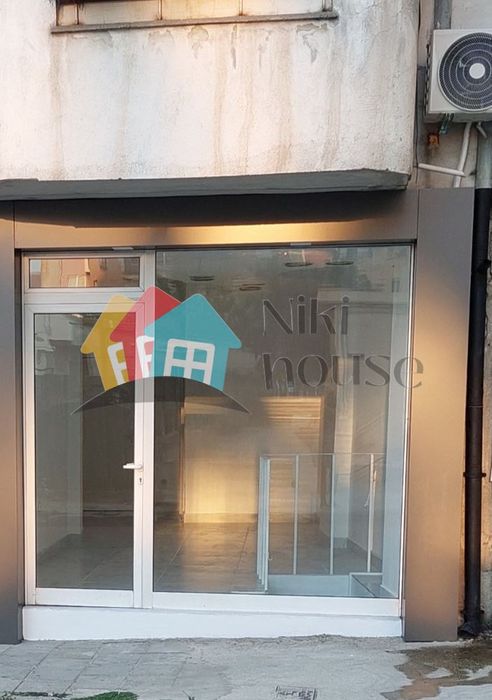 Дава се под наем Магазин в Варна, Център - 52 кв.м за 500 € - Снимка #2