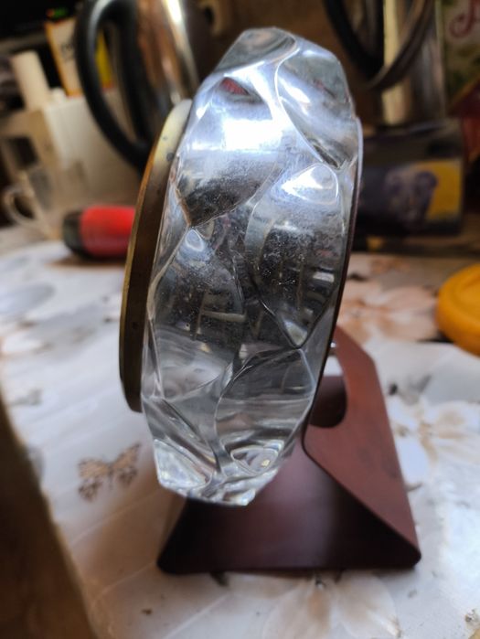 Продам часы маяк