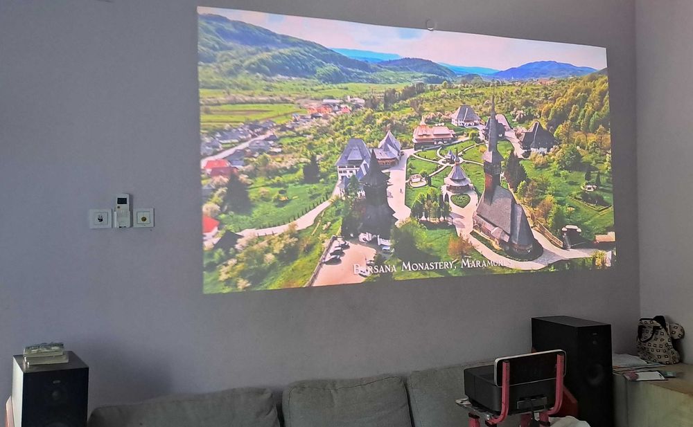 Videoproiector Ultra ShThrow Philips Screeneo HDP1590 Geanta Originala