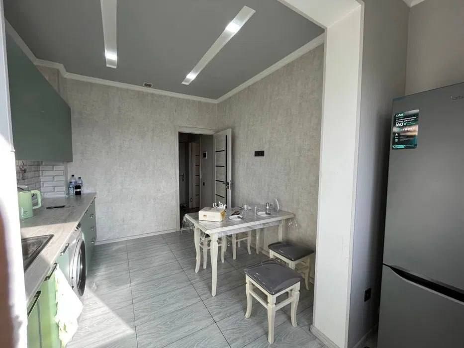 Срочно Сдаётся квартира ц-6 метро минор 2-комната авторский ремонт уко