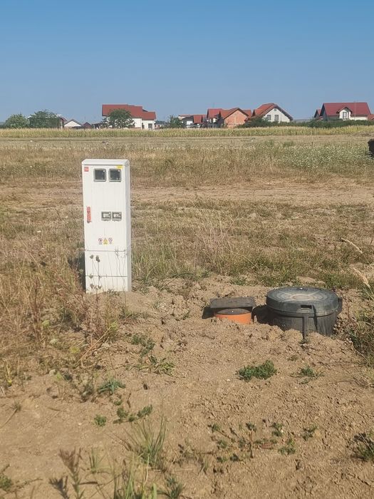 Vând teren intravilan locuri de case