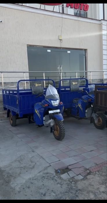 Муравей мотоцикл