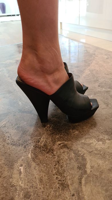 Обувь 2 пары продам