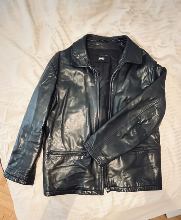 Geaca Boss barbateasca din piele