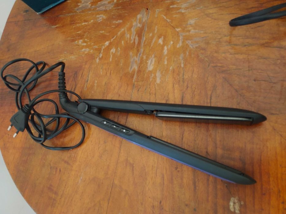 Placa de indreptat si ondulat parul remington