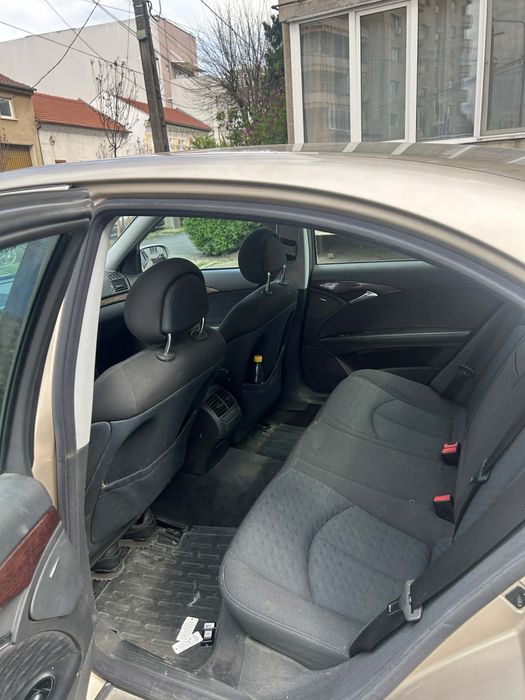 Mercedez benz Eclase model 200