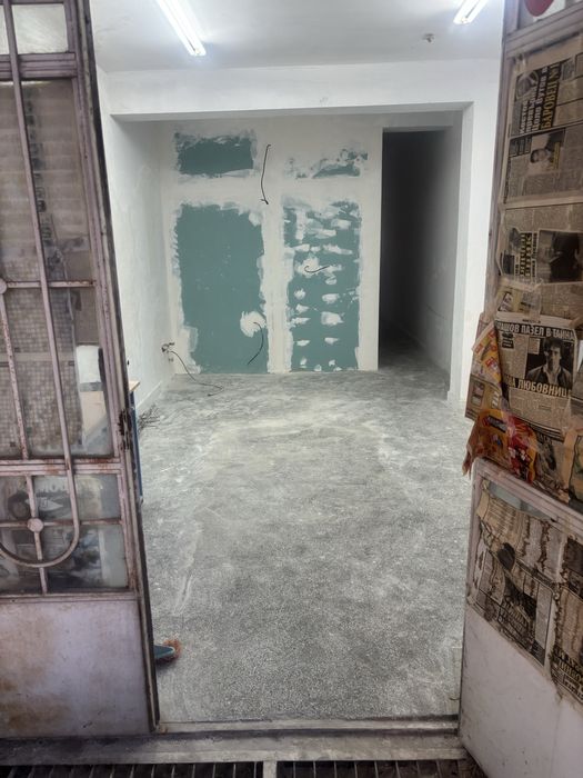 Магазин на две нива Варна Колохозен пазар ул.Кракра