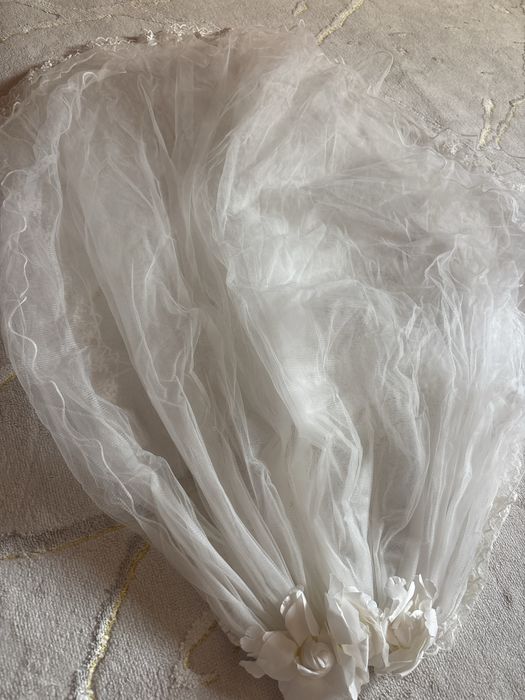 Бальное платье с фатой