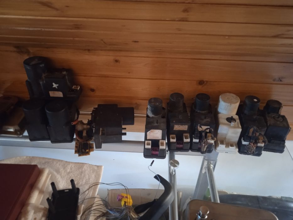 Pompa vacuum,inchidere audi A4 b5 si audi A3 8L si A8