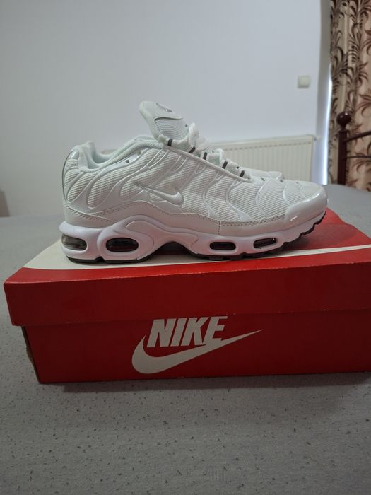 Nike tn alb,white marime 41 nike air