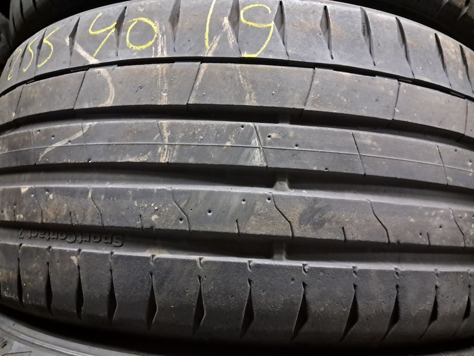 Anvelope second vara 255 40 R19 Continental