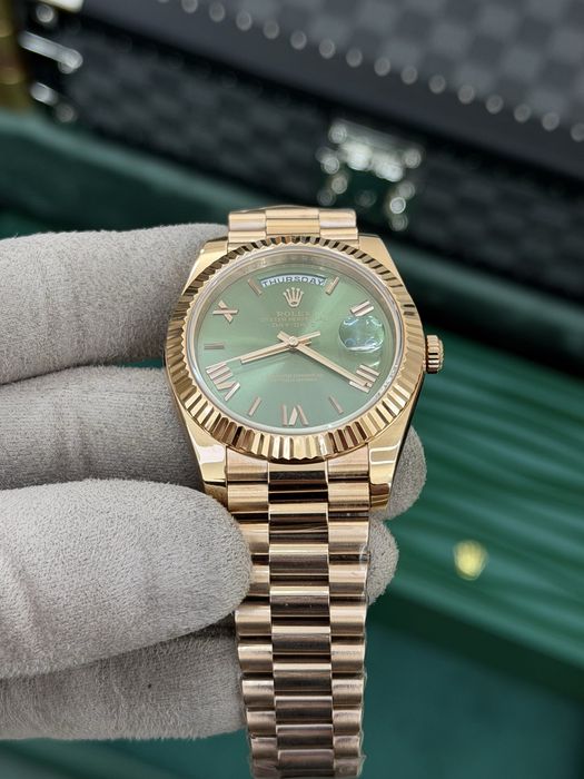 Rolex Day-Date 40 Everose Gold – Olive Green Dial