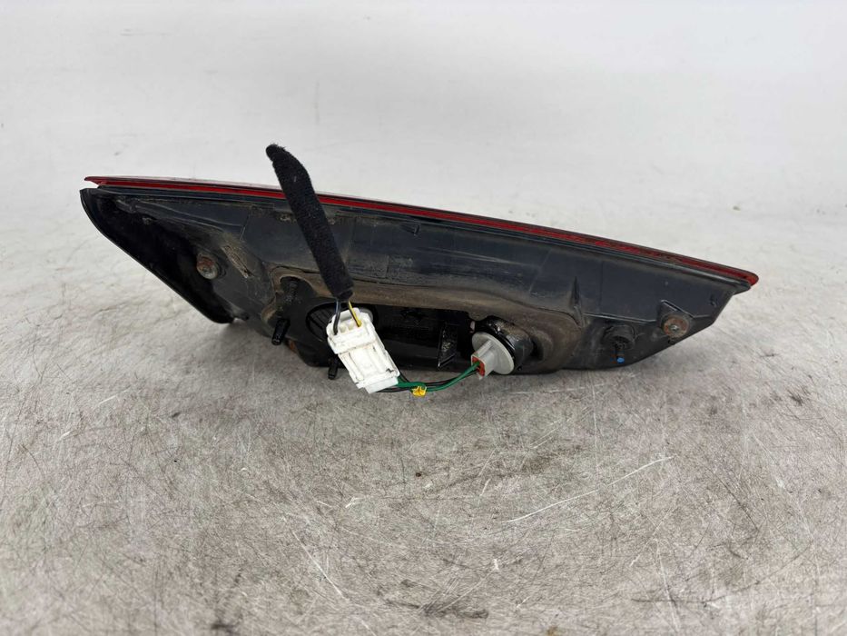 Stop stanga/dreapta de pe haion Hyundai I20 an 2016