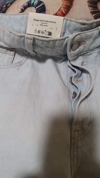Нови бермуди H&M,  38н.