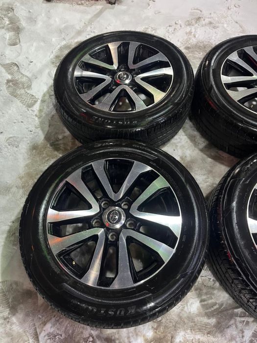 Диск с шинам  Ланд Крузер 200  Оргинал  р20