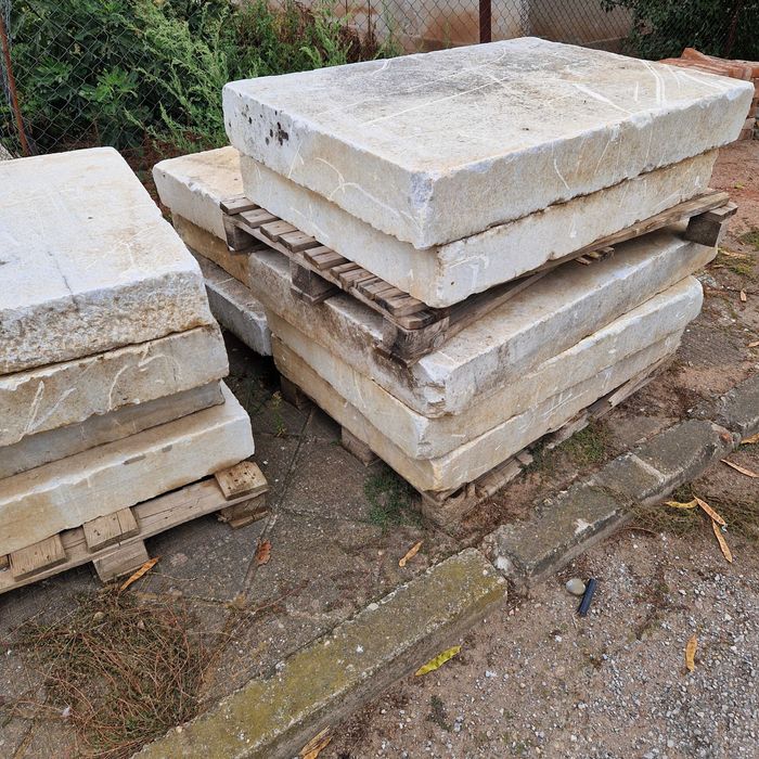 Продавам мраморни плочи!