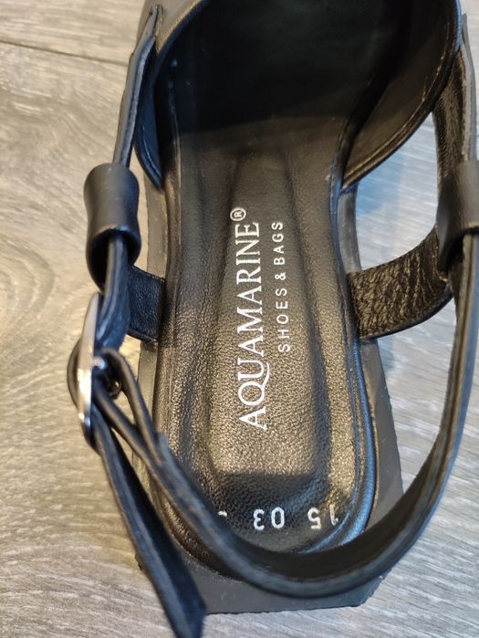 Дамски сандали естествена кожа