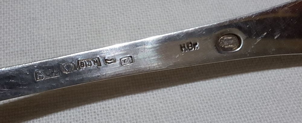 Сребърна лъжичка за маслини