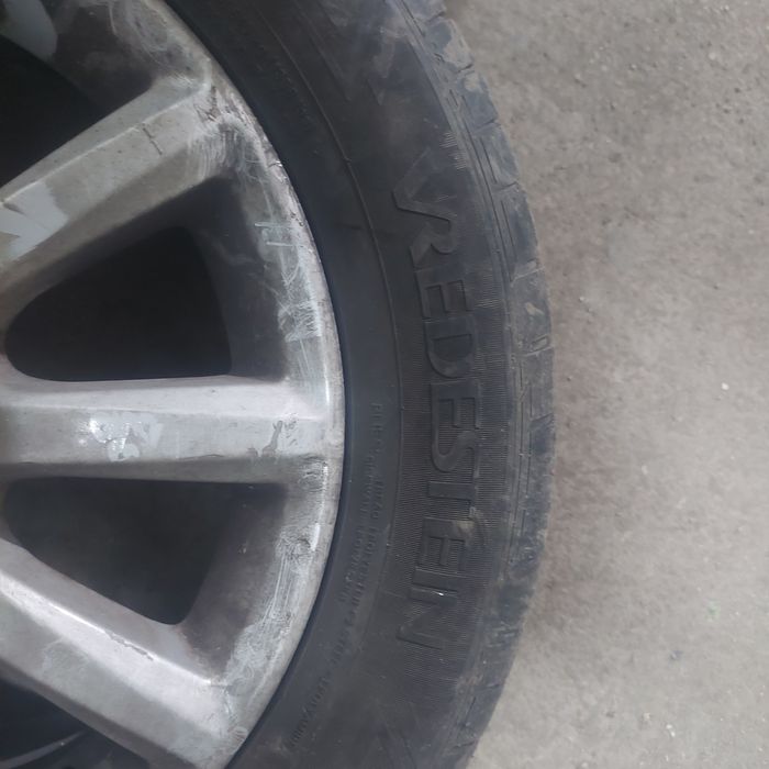 Продавам оригинални ляти алуминиеви джанти с гуми за Опел Зафира, Астр