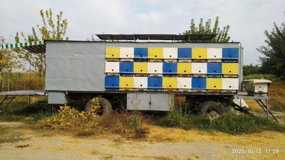 Пчеловодный прицеп.