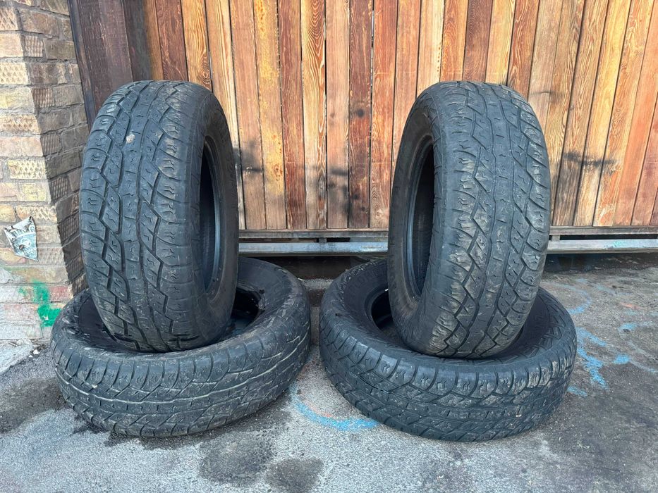 275-65-R18 комлект резины