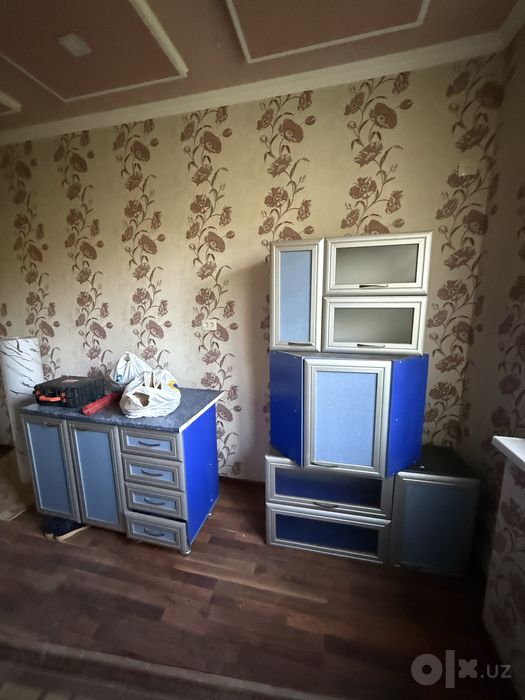 кухонные гарнитуры (мебель)