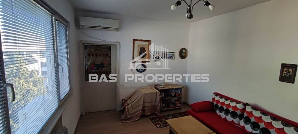 2-стаен в София-Оборище площ 65