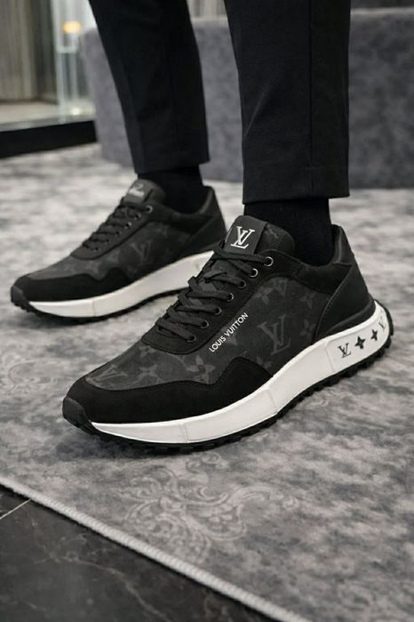 Мъжки маратонки.