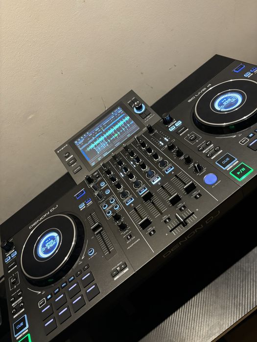 Consola standalone DENON DJ SC LIVE 4