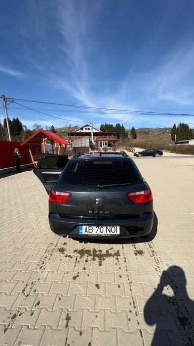 Vând Seat Exeo ST