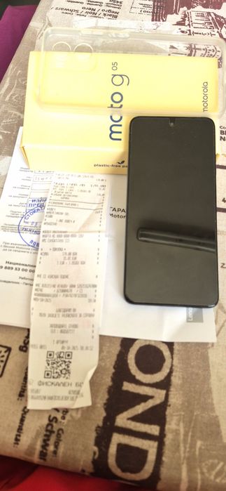 Телефон Moto g05