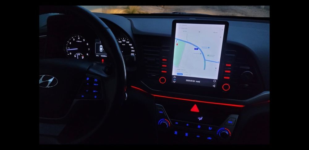 HYUNDAI Elantra 2018 — imagine 4
