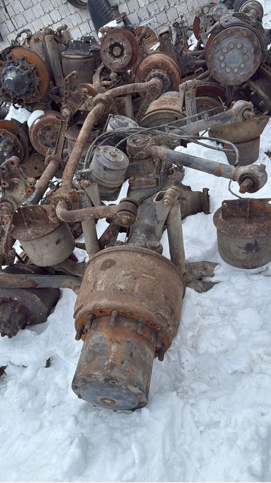 Автозапчасти Мерседес814