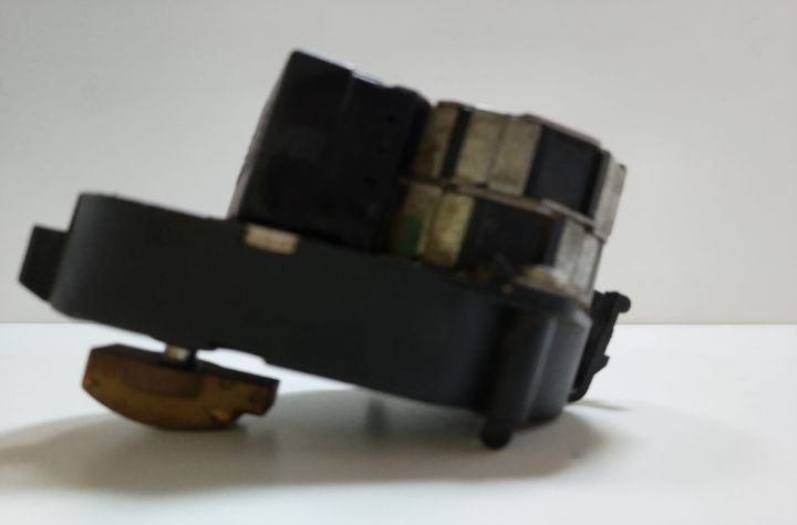 Motoras  clapeta aeroterma  8370564 BMW Seria 3 E46 (facelift) seria