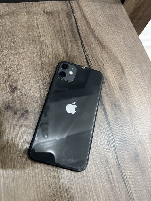 Iphone 11 с коробкой 64гб