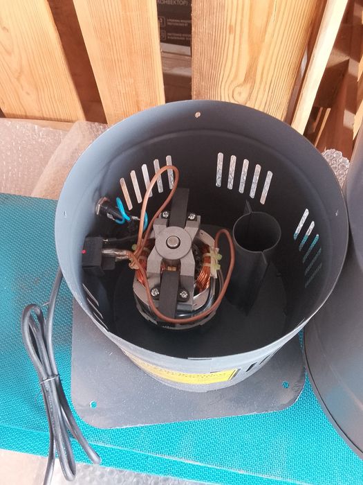 Измельчитель зерна