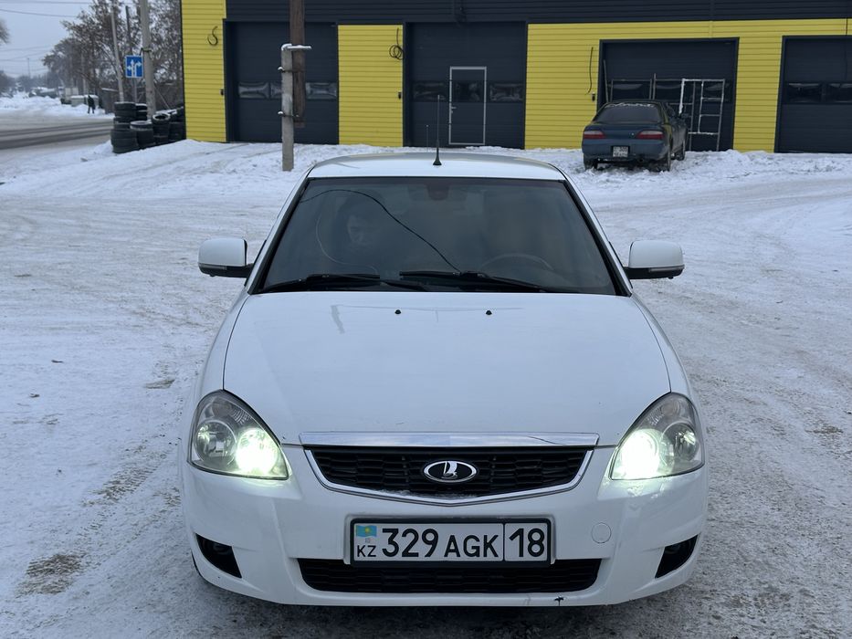 Продам Приору люкс + 2014